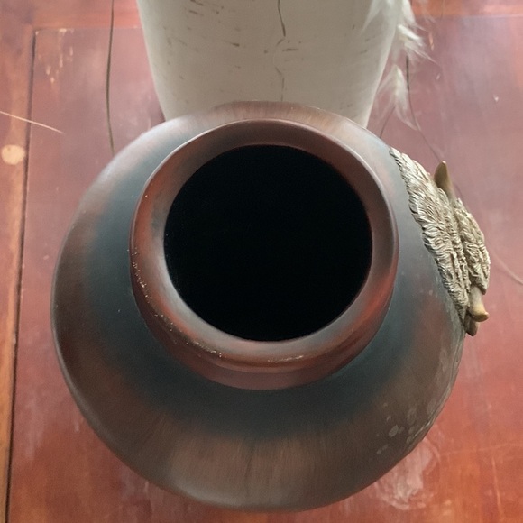 The Bradford Exchange 2007 "Ancient Spirits" 15" Vase Retired animal‎ brown - Picture 10 of 10